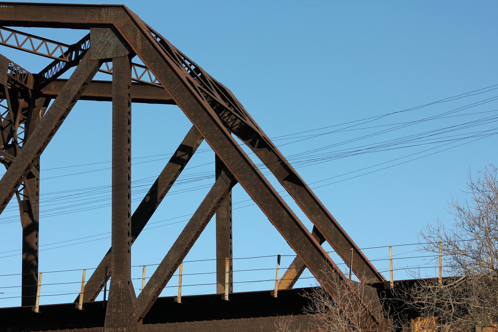 Endpost detail, truss span (span #6)
